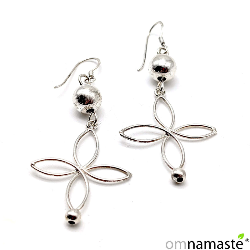 pendientes plata flor 4 pétalos