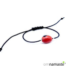pulsera macramé con semilla de huayruro
