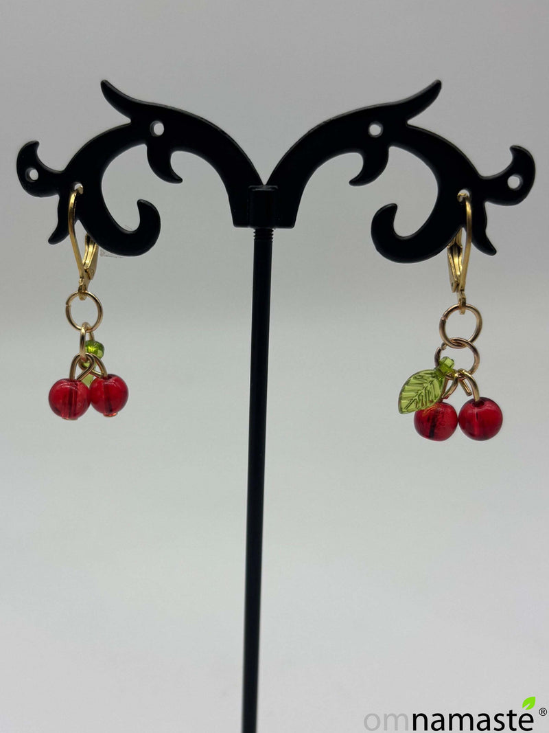 Pendientes acero cereza