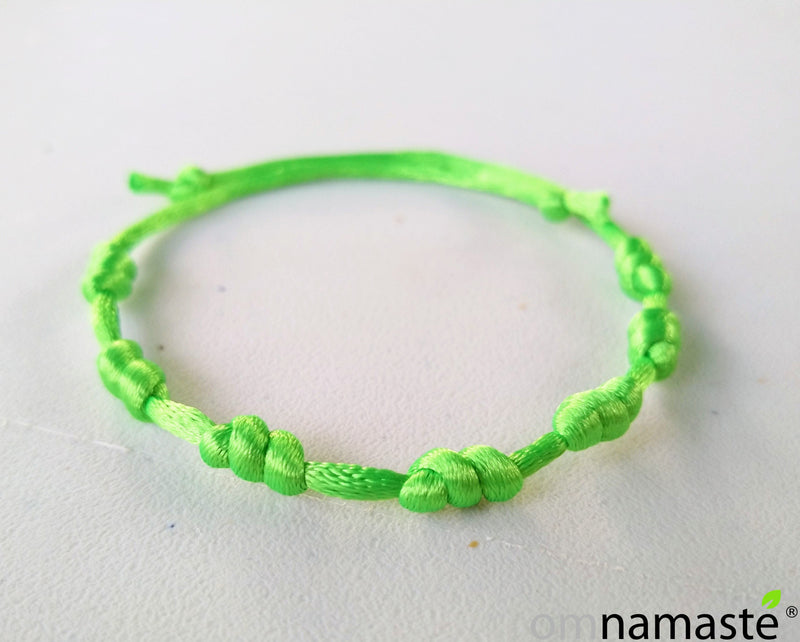 Pack 7 Pulseras 7 Nudos 7 Colores + 1 de Regalo